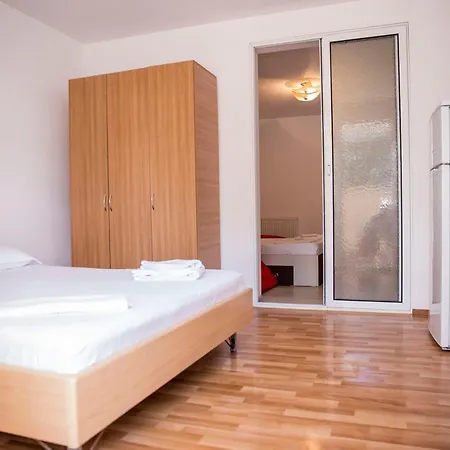 בית הארחה Casa Raul 3*