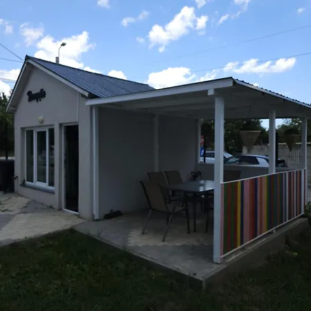 Casa Raul בית הארחה 3*