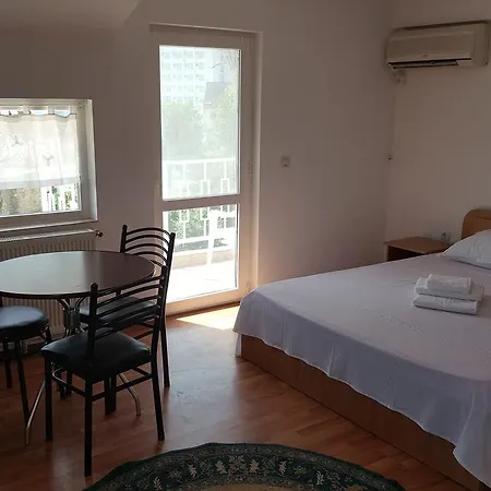 בית הארחה Casa Raul